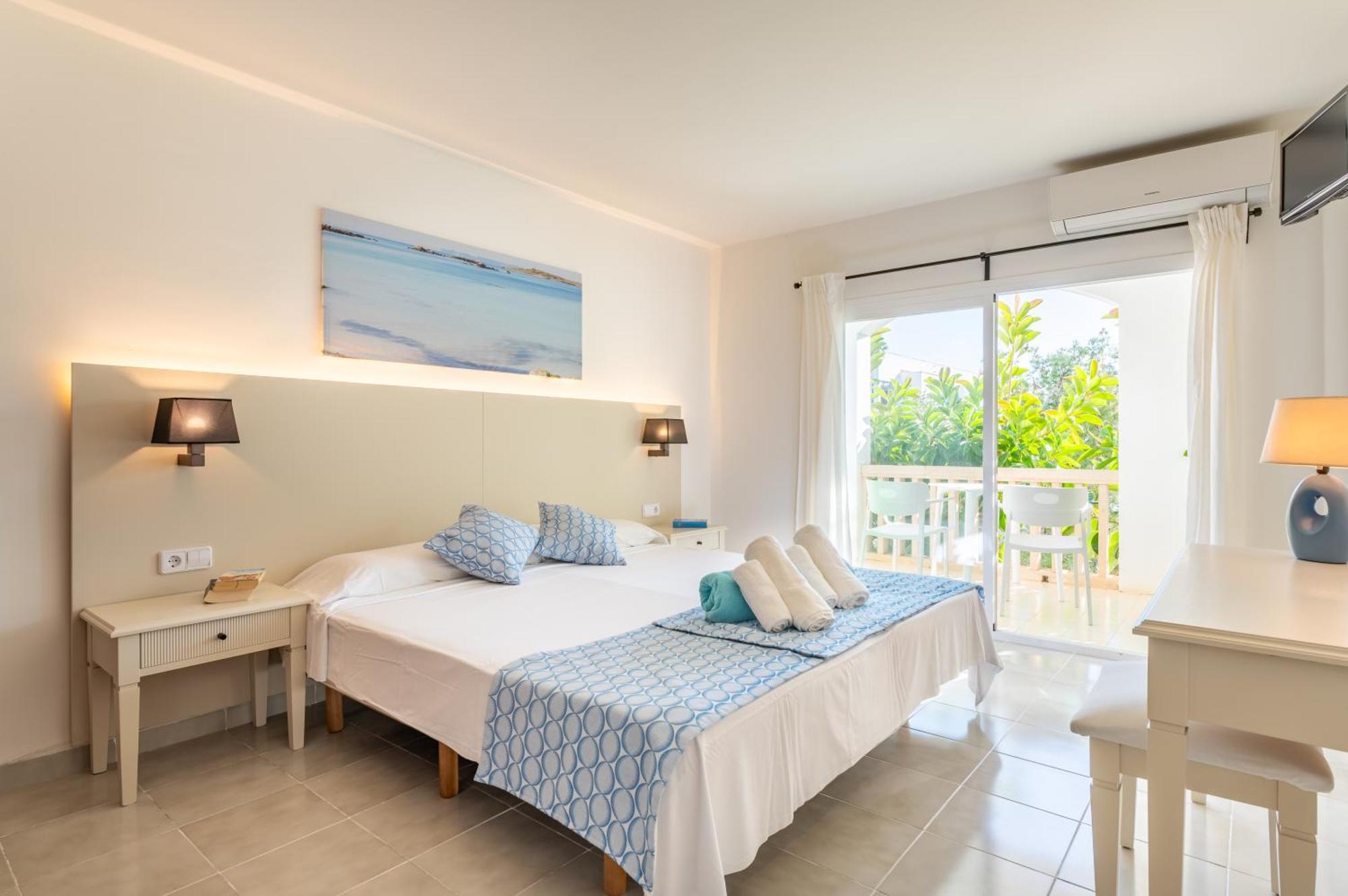Hotel Martorell Colonia de Sant Jordi Esterno foto